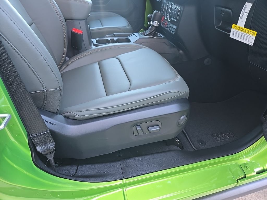 New 2026 Mojito Exterior Paint Jeep Mojave image 79