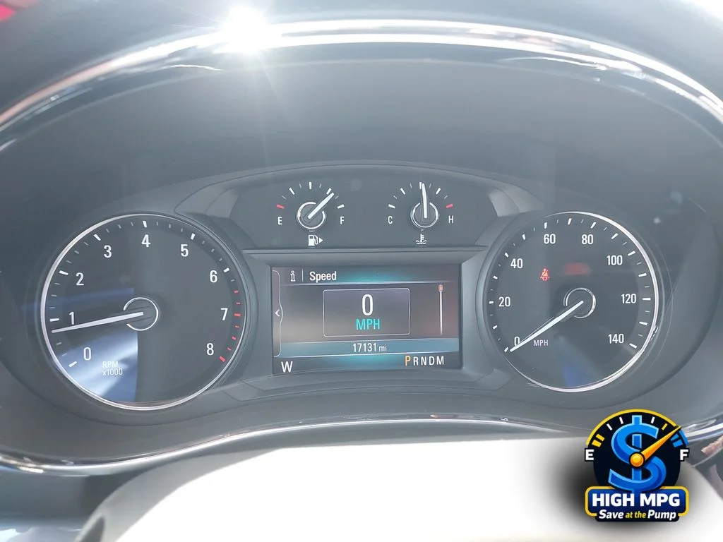 Used 2022 White Buick Preferred image 24