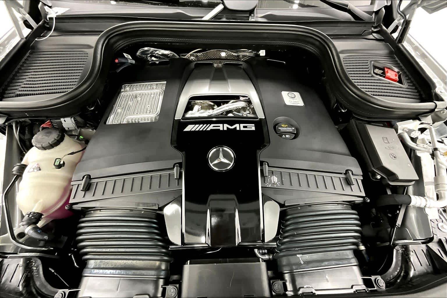 New 2026 MANUFAKTUR Alpine Grey Mercedes-Benz AMG® GLE 63 S image 16