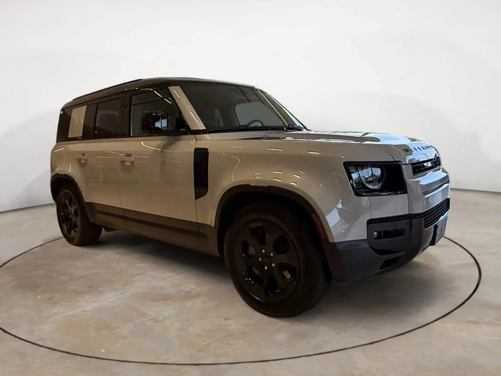 New 2026 Borasco Grey Land Rover S image 7