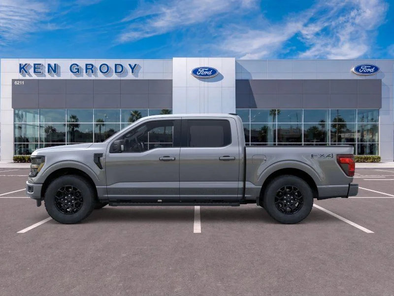 New 2026 Carbonized Gray Metallic Ford XLT image 4