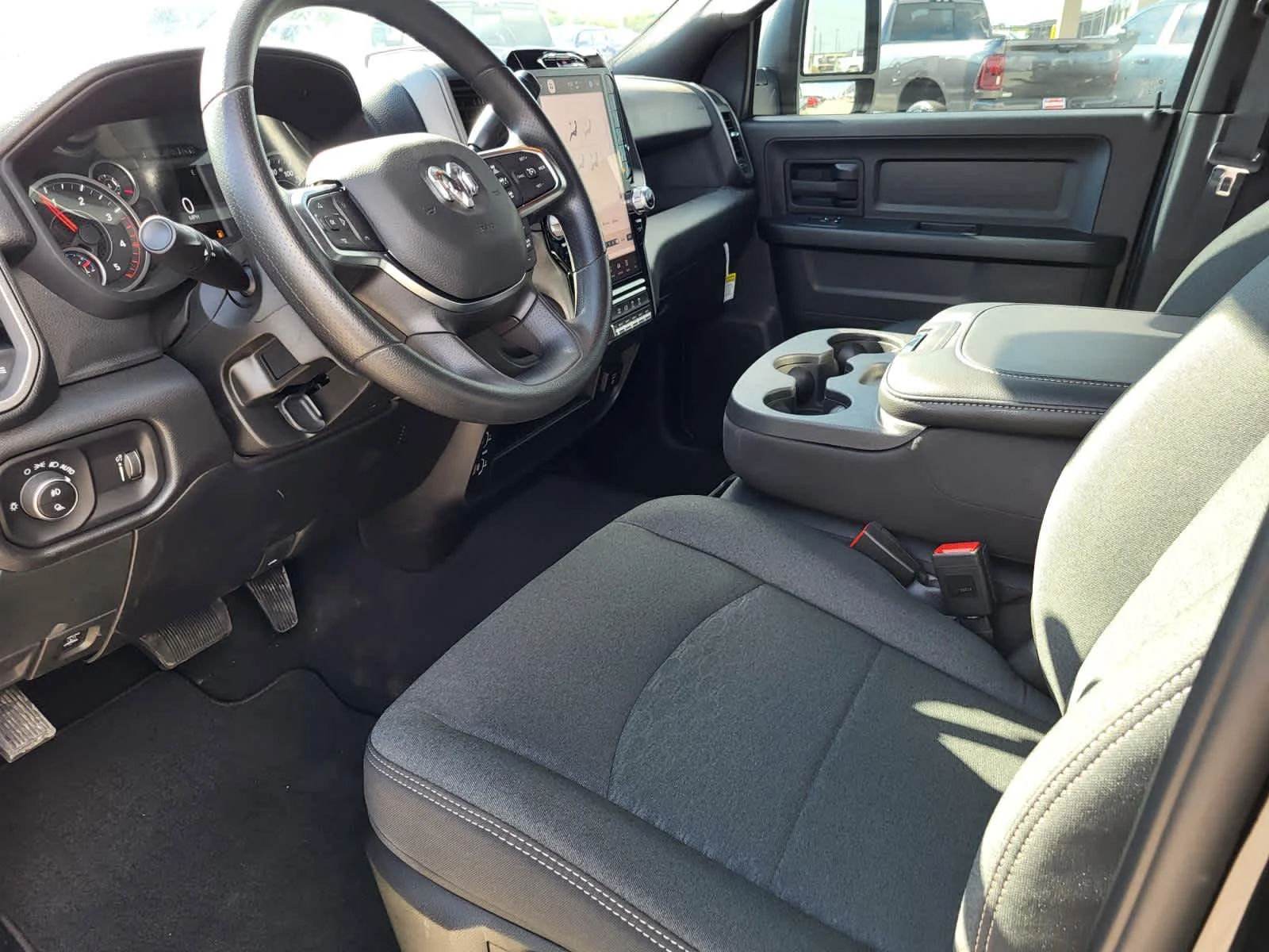2026 RAM 2500 Tradesman - Photo 14
