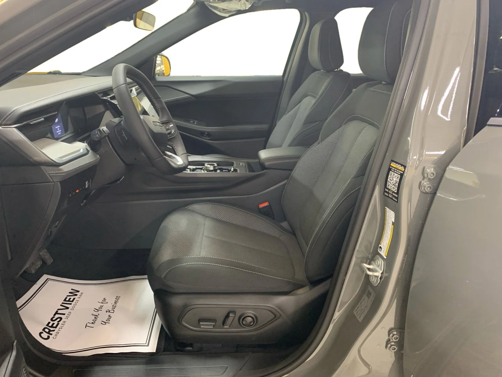 New 2026 Sting-Grey Jeep Laredo image 10
