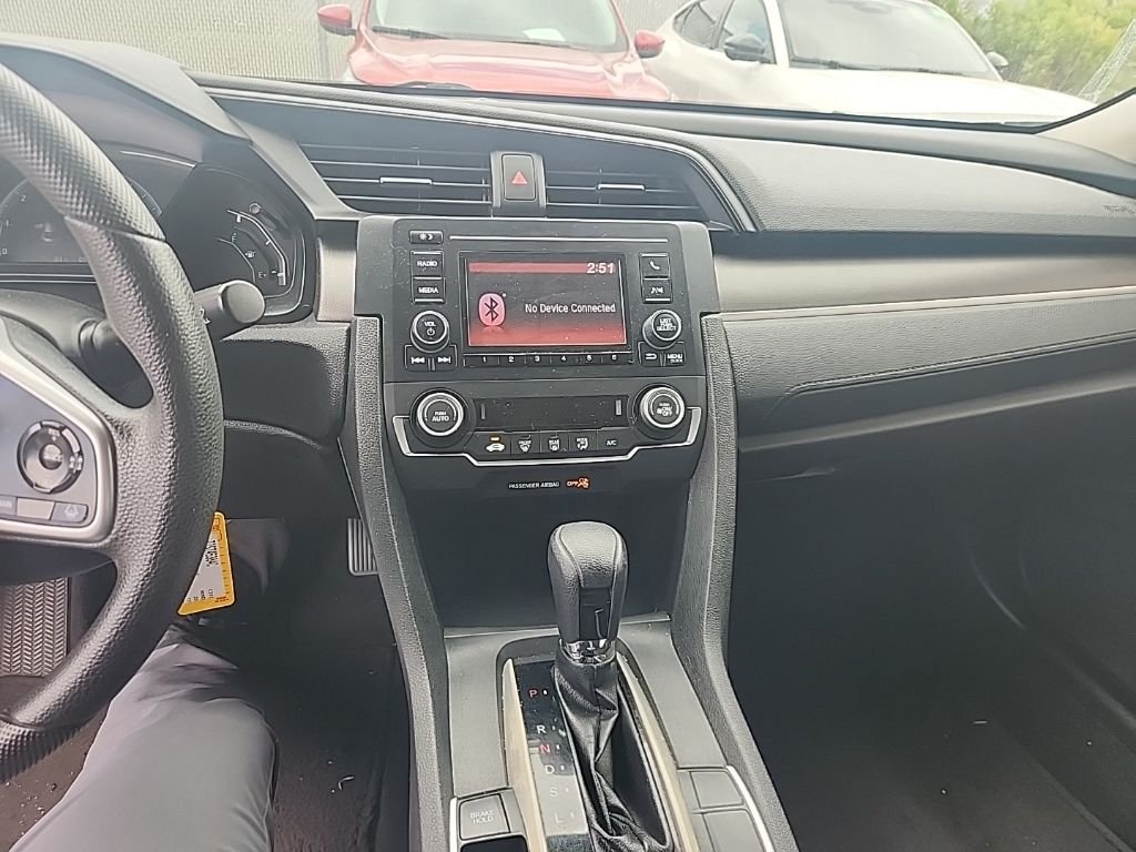 Used 2020  Honda LX image 23