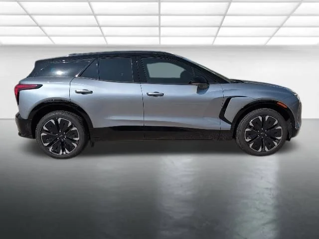 New 2026 Sterling Gray Metallic Chevrolet RS image 39