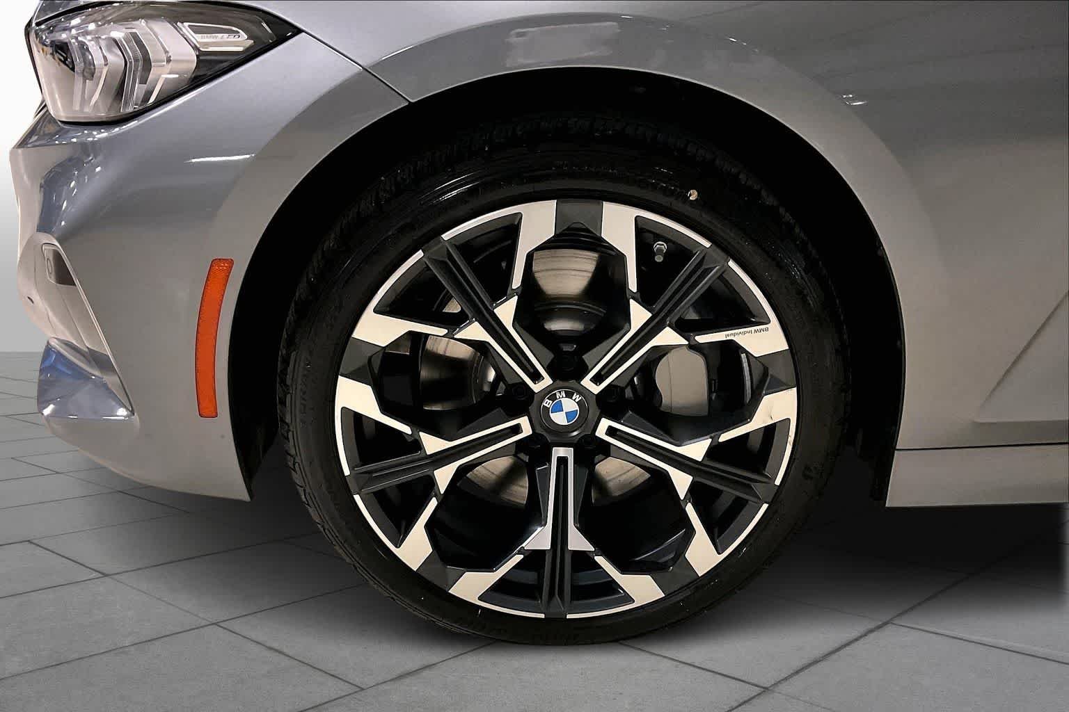 Used 2026 Skyscraper Grey Metallic BMW 330i image 11