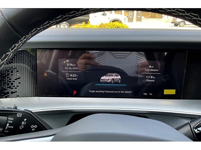 New 2026 Platinum Gray Metallic Volkswagen 2.0T SE image 12