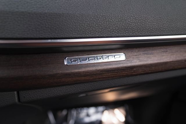 Used 2024  Audi 55 Premium image 29