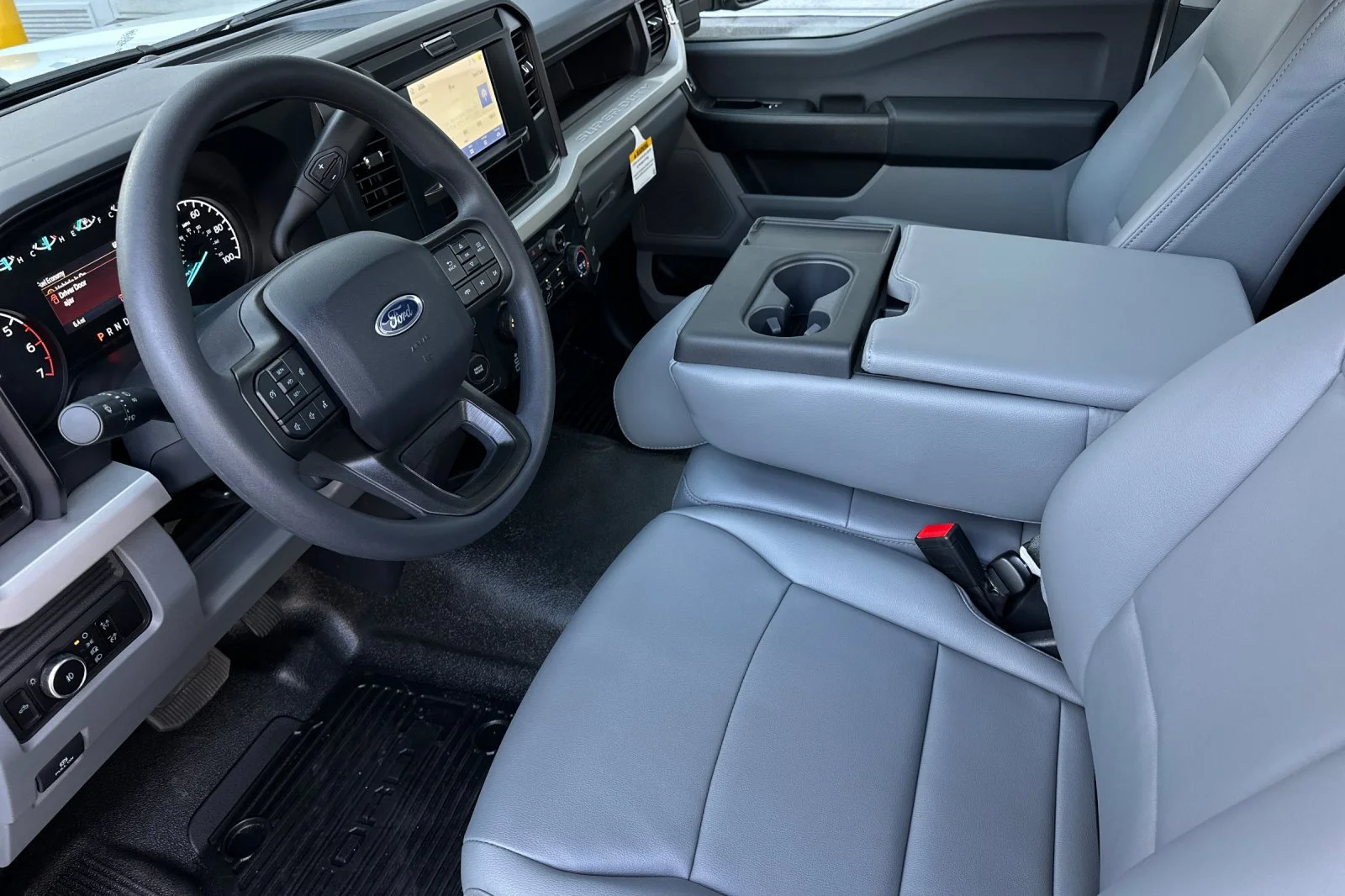 2026 Ford F-250 Super Duty XL - Photo 9