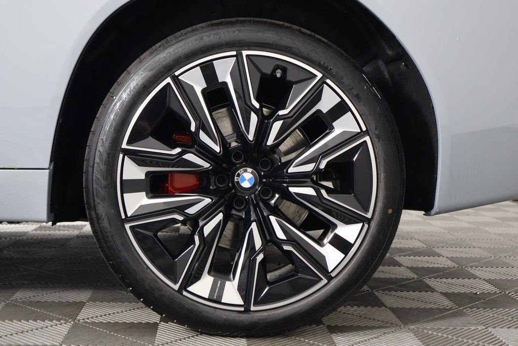 New 2026 Brooklyn Grey Metallic BMW 30 xDrive image 10