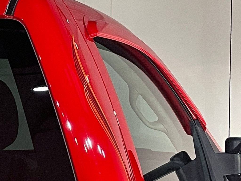 Used 2011 FIRE RED GMC SLE image 34