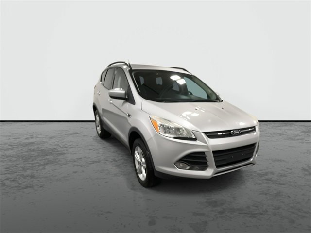 Used 2015 Ford Escape SE with VIN 1FMCU0G73FUA04917 for sale in Davenport, IA