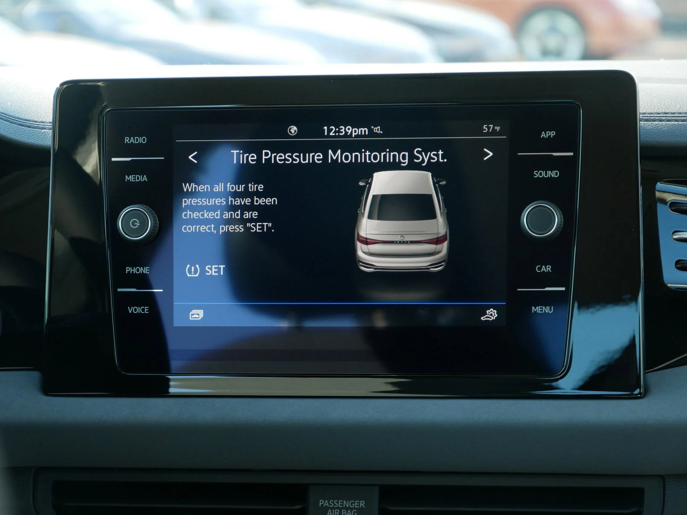 New 2026 Opal White Pearl Volkswagen SE image 8