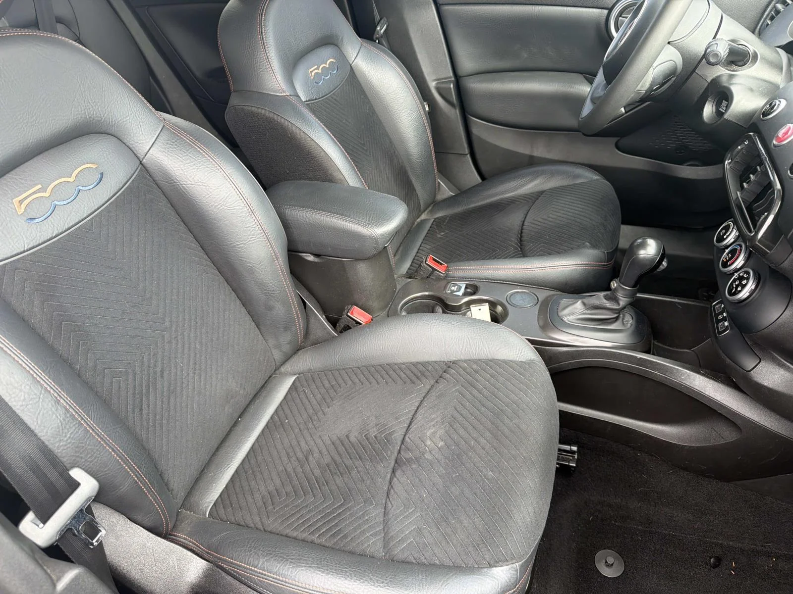 Used 2018 NERO CINEMA (BL FIAT Urbana Edition FWD image 22
