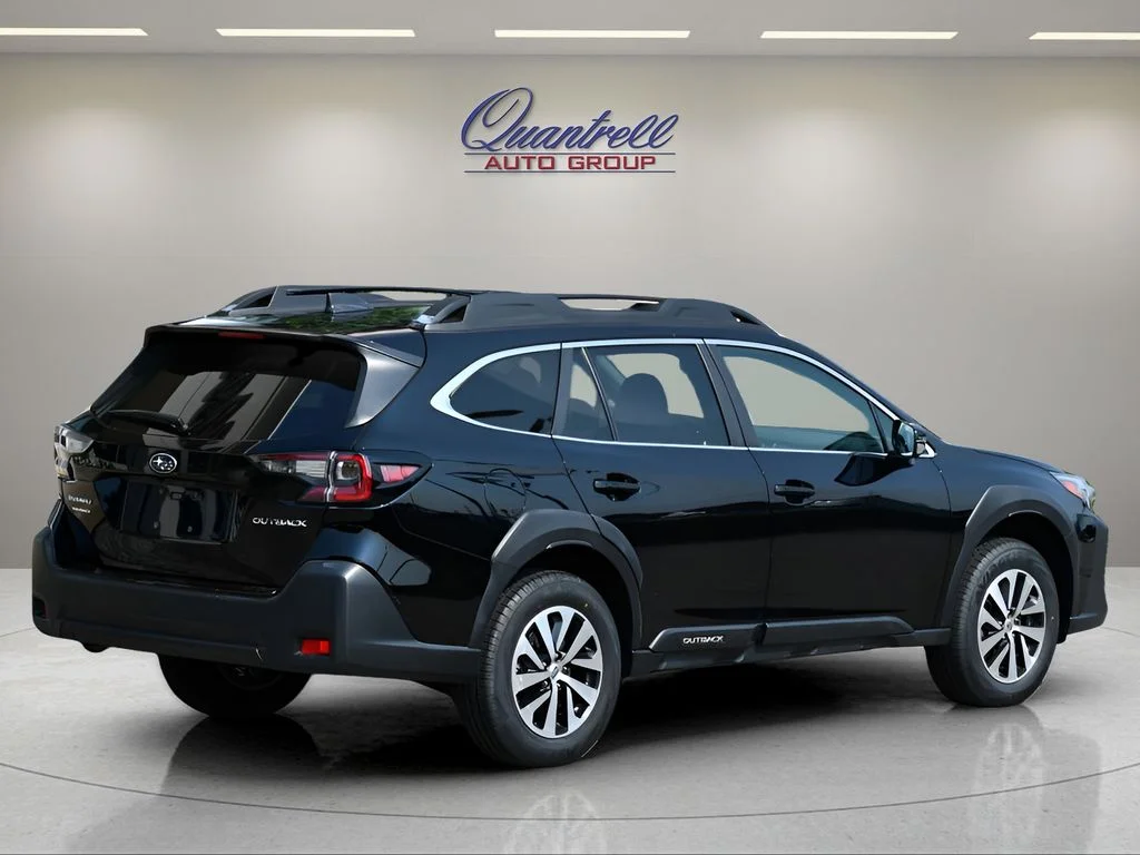 Certified Used 2024 Crystal Black Silica Subaru Premium image 4