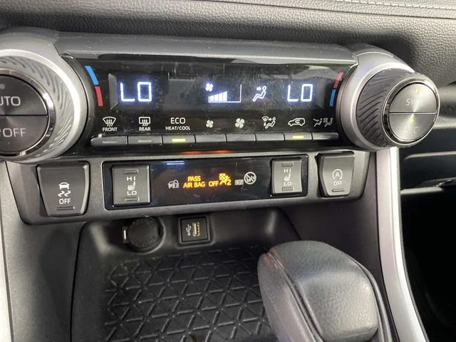 Used 2025 Black Toyota XLE image 23