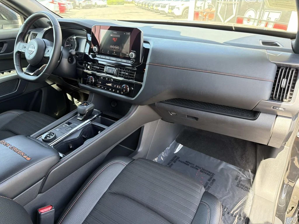 Certified Used 2025 SUPER BLACK Nissan Rock Creek image 33