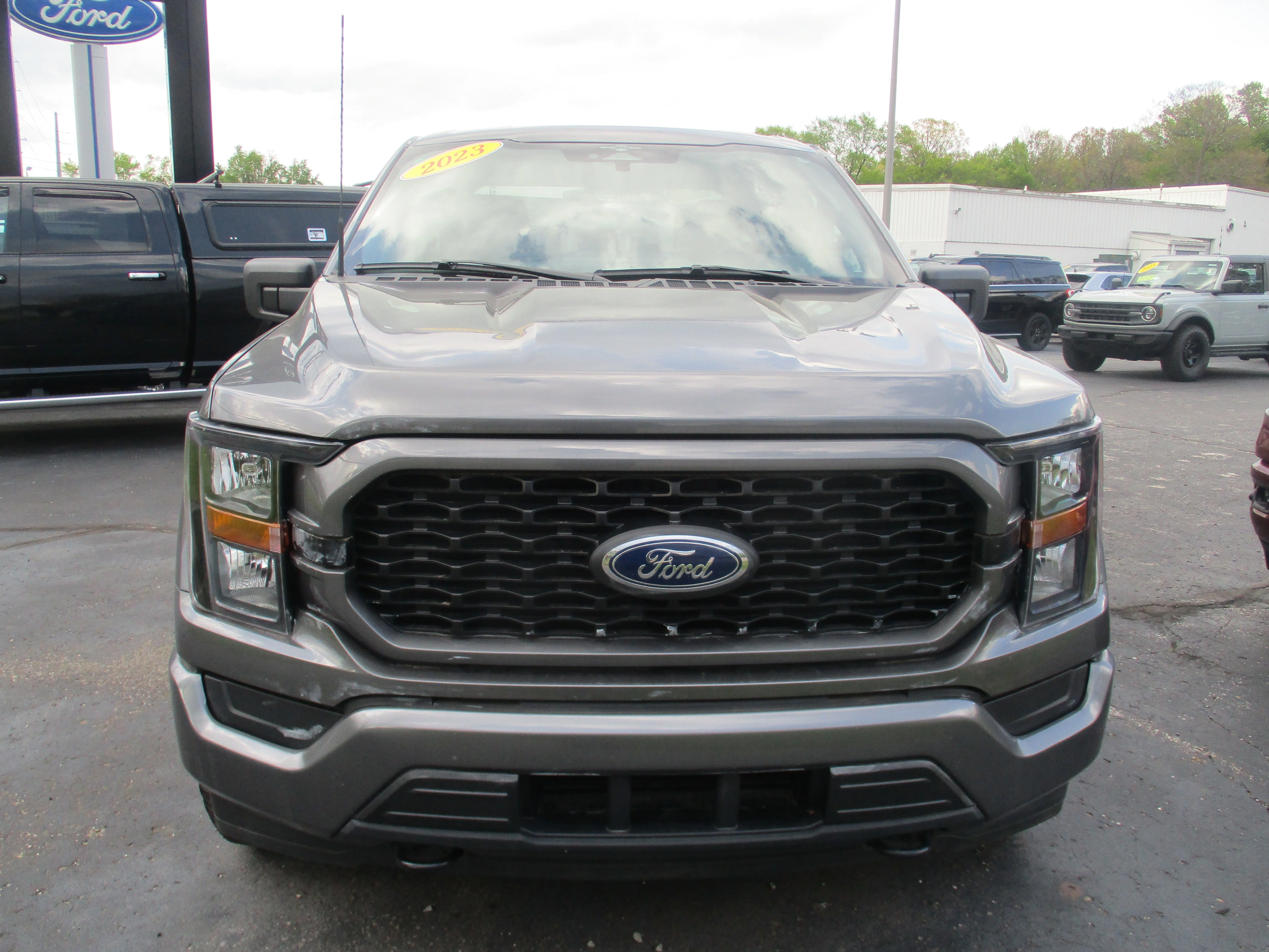 Used 2023 Carbonized Gray Metallic Ford XL image 5