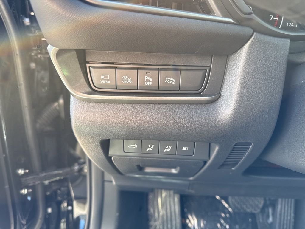 2026 Mazda CX-30 Premium - Photo 13