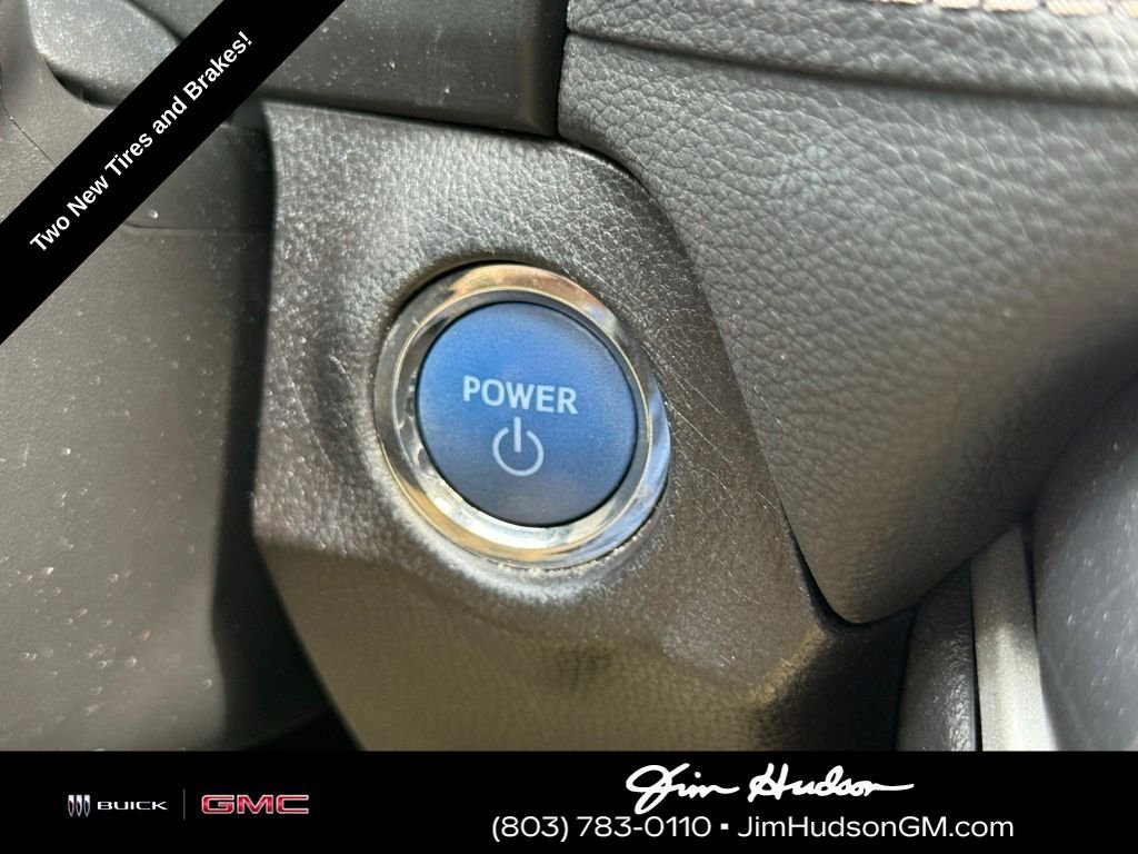 Used 2022 Silver Toyota XLE image 32