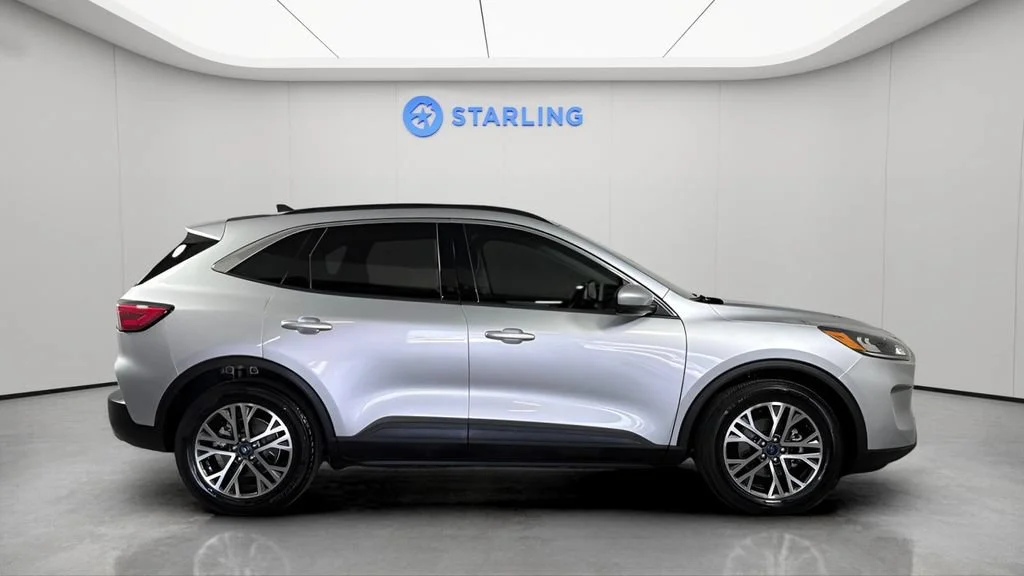 Used 2020 Silver Ford SEL image 12