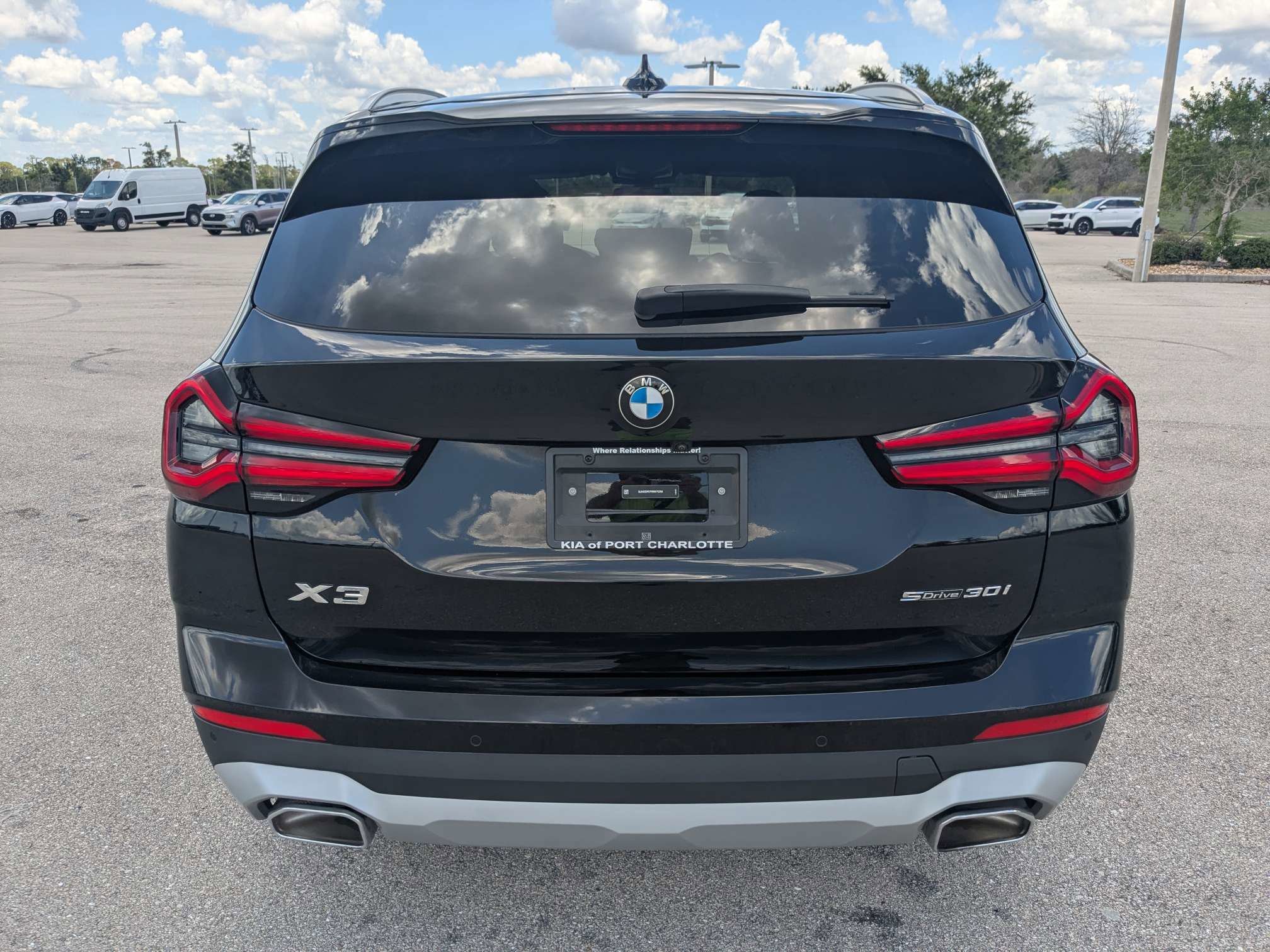Used 2024 Jet Black BMW sDrive30i image 6