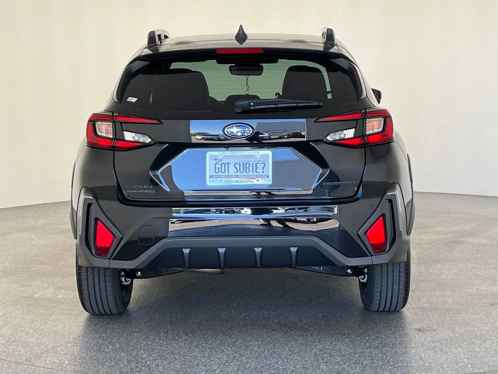 New 2026 CRYSTAL BLACK SILICA Subaru Limited image 5