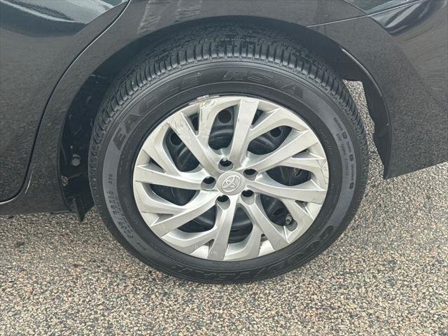 2017 Toyota Corolla LE - Photo 39