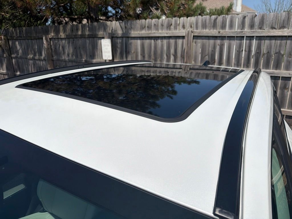 Used 2026 Off-white Toyota Limited image 23