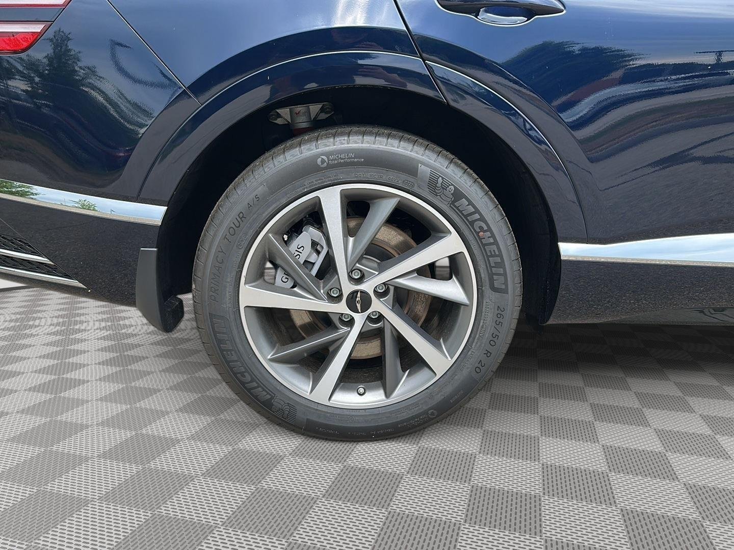 New 2026 Capri Blue Genesis 2.5T Select image 11
