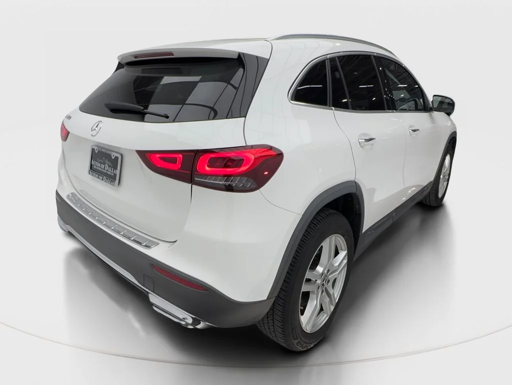 Used 2022 White Mercedes-Benz GLA 250 image 12