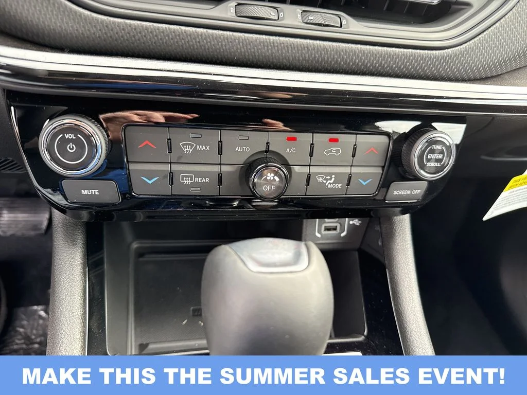2025 Jeep Compass Latitude - Photo 17