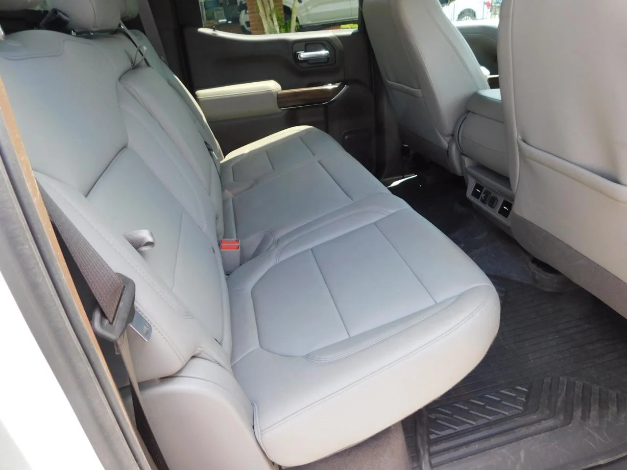 Used 2020 Silver Chevrolet 4WD CREW CAB 147 in LT image 14