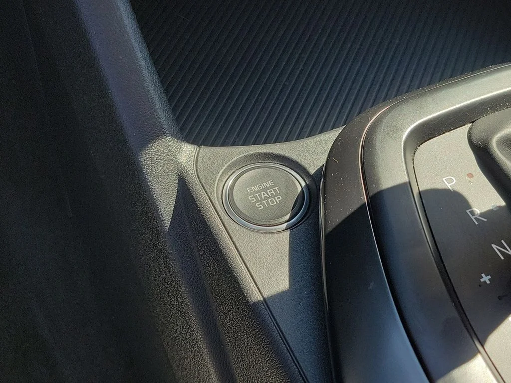 2025 Kia K4 LXS - Photo 32