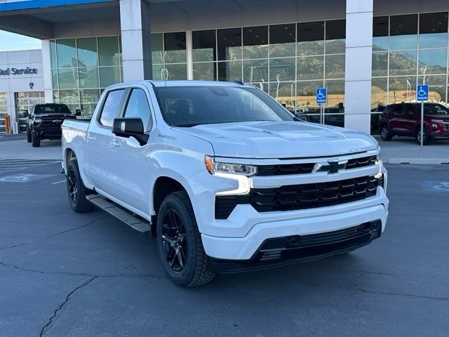 Used 2024 Summit White Chevrolet RST image 10