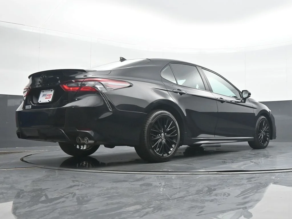 Used 2022 Black Toyota SE Nightshade image 30