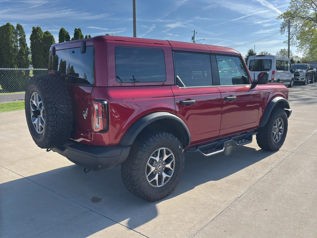 Used 2025 Ruby Red Metallic Ford Badlands image 8