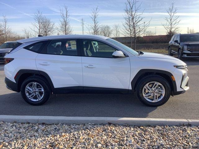 New 2026 White Pearl Hyundai SE image 7