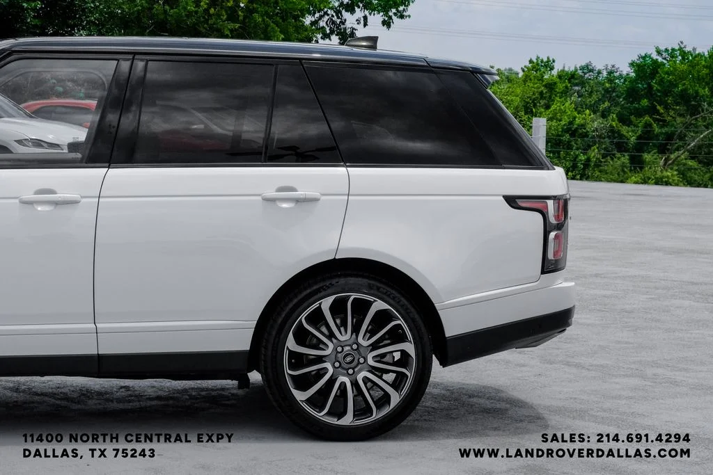Used 2019 Fuji White Land Rover 5.0L V8 Supercharged image 15