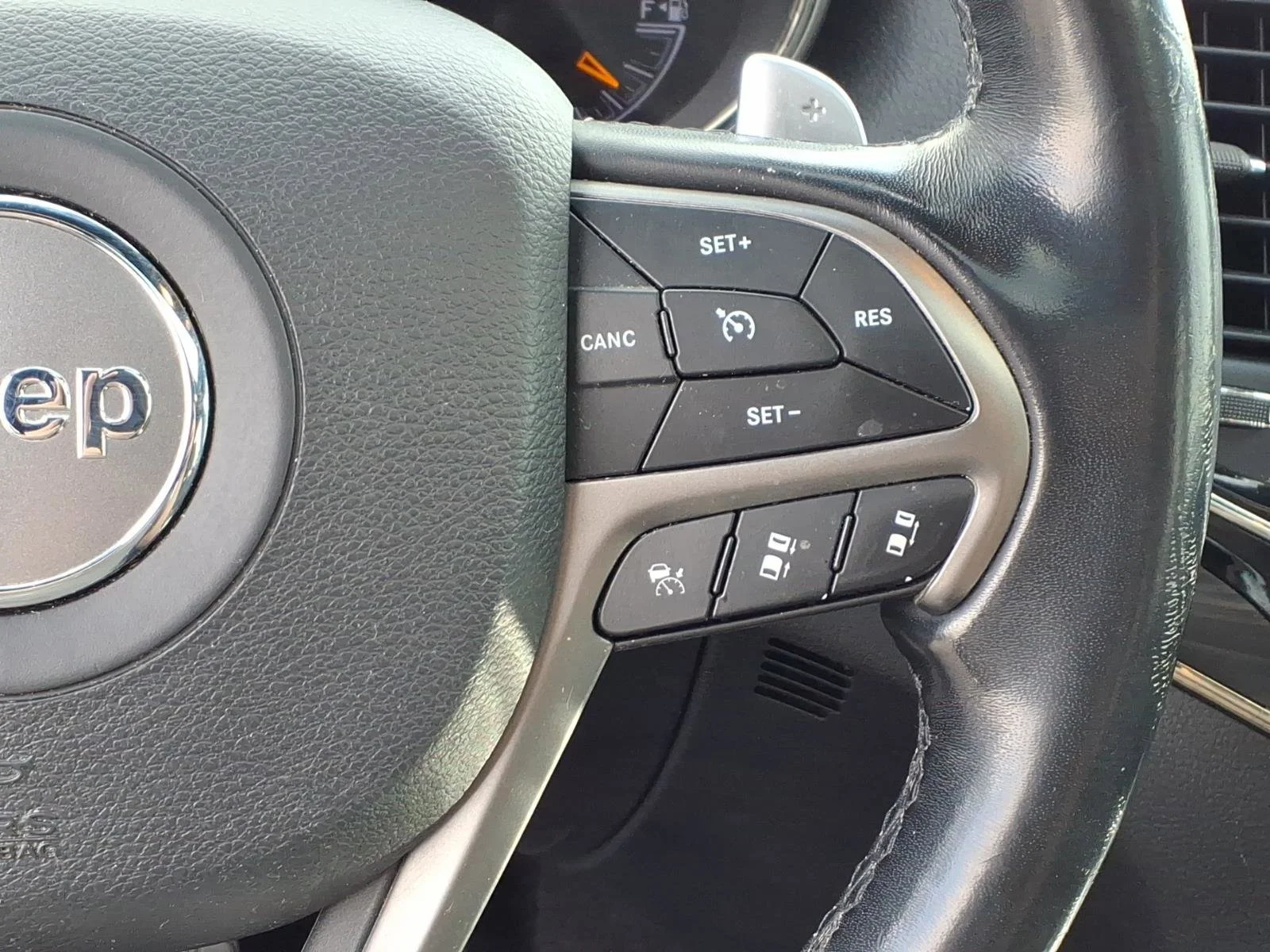 Used 2020 Bright White Clearcoat Jeep Limited X image 19