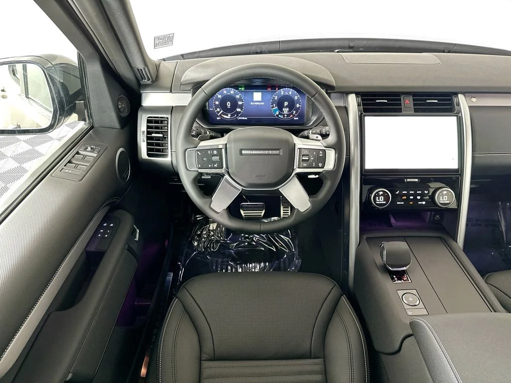 2025 Land Rover Discovery Dynamic SE - Photo 23