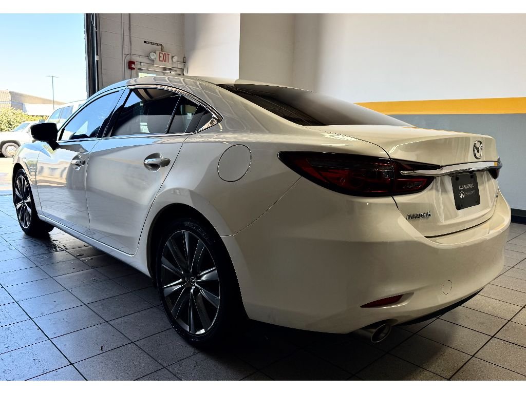 Used 2021 Snowflake White Pearl Mica Mazda Touring image 5