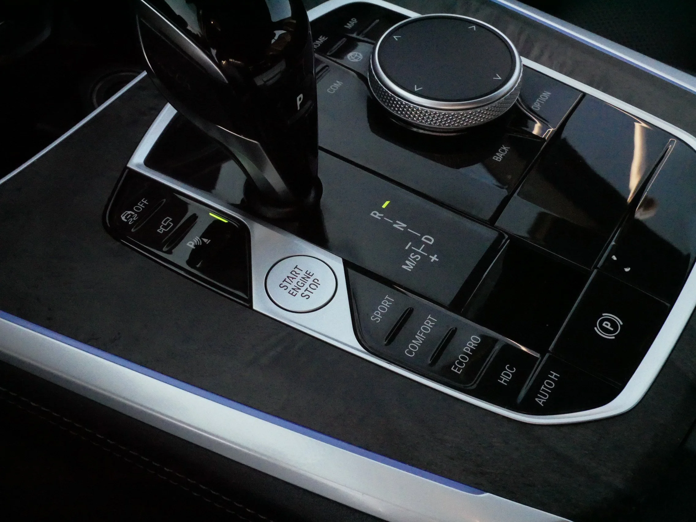 Used 2023 Alpine White BMW xDrive40i image 30