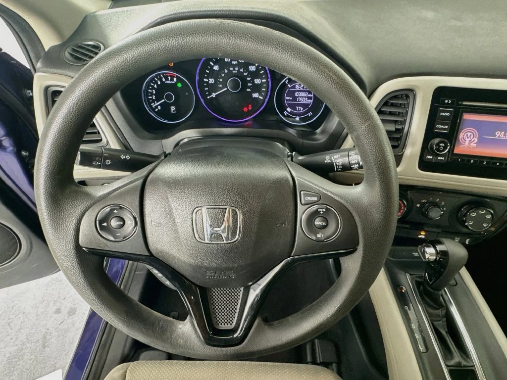 Used 2016 Blue Honda LX image 11