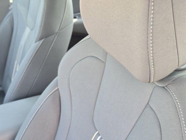 2025 Hyundai Elantra Blue - Photo 15