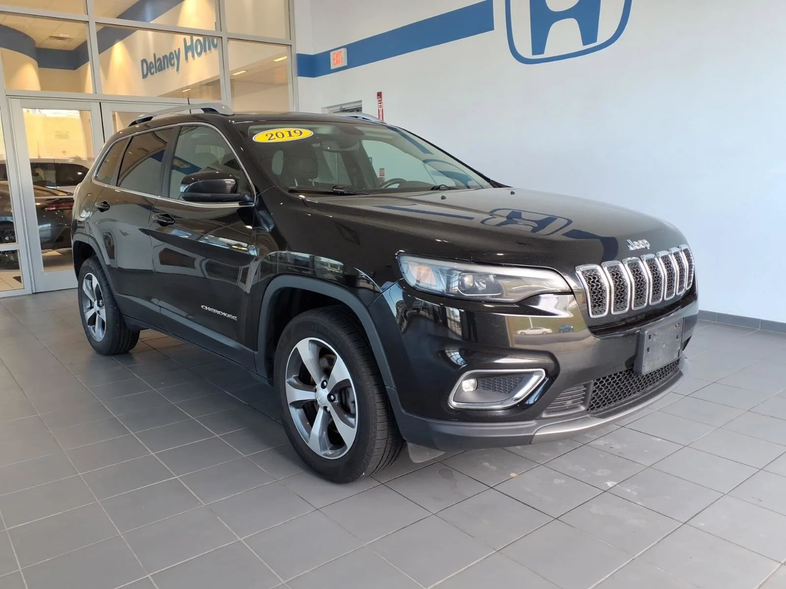 2019 Jeep Cherokee Limited 4X4's photo