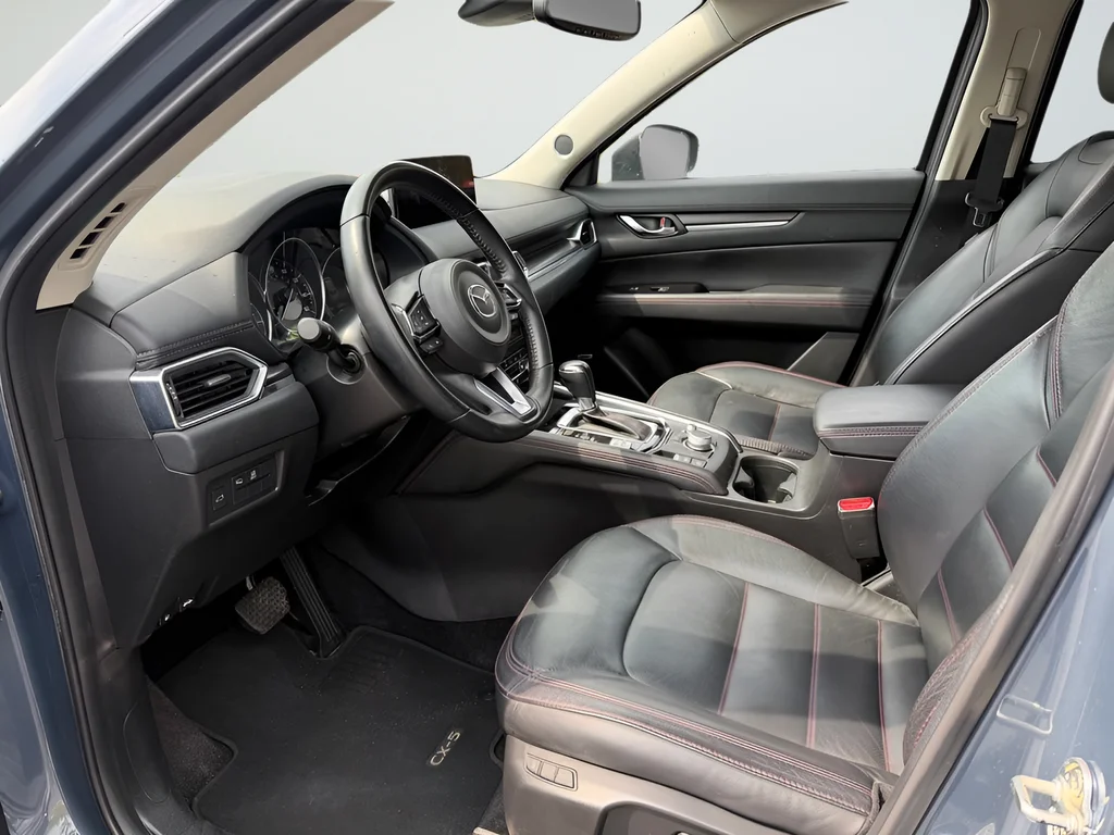 Used 2024 Gray Mazda 2.5 S Carbon Edition image 17