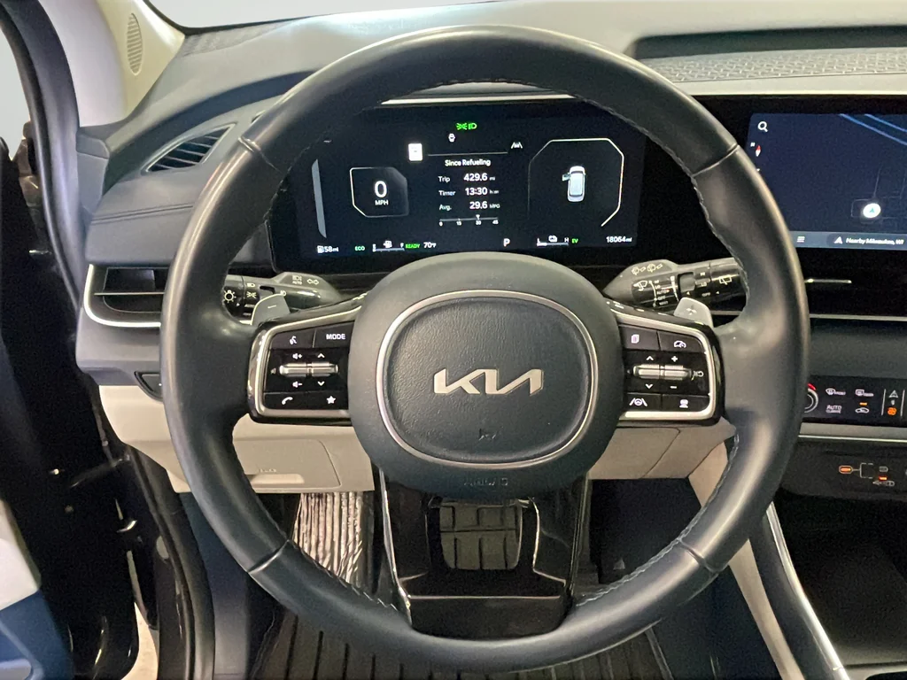 Used 2025 Gray Kia SX image 38