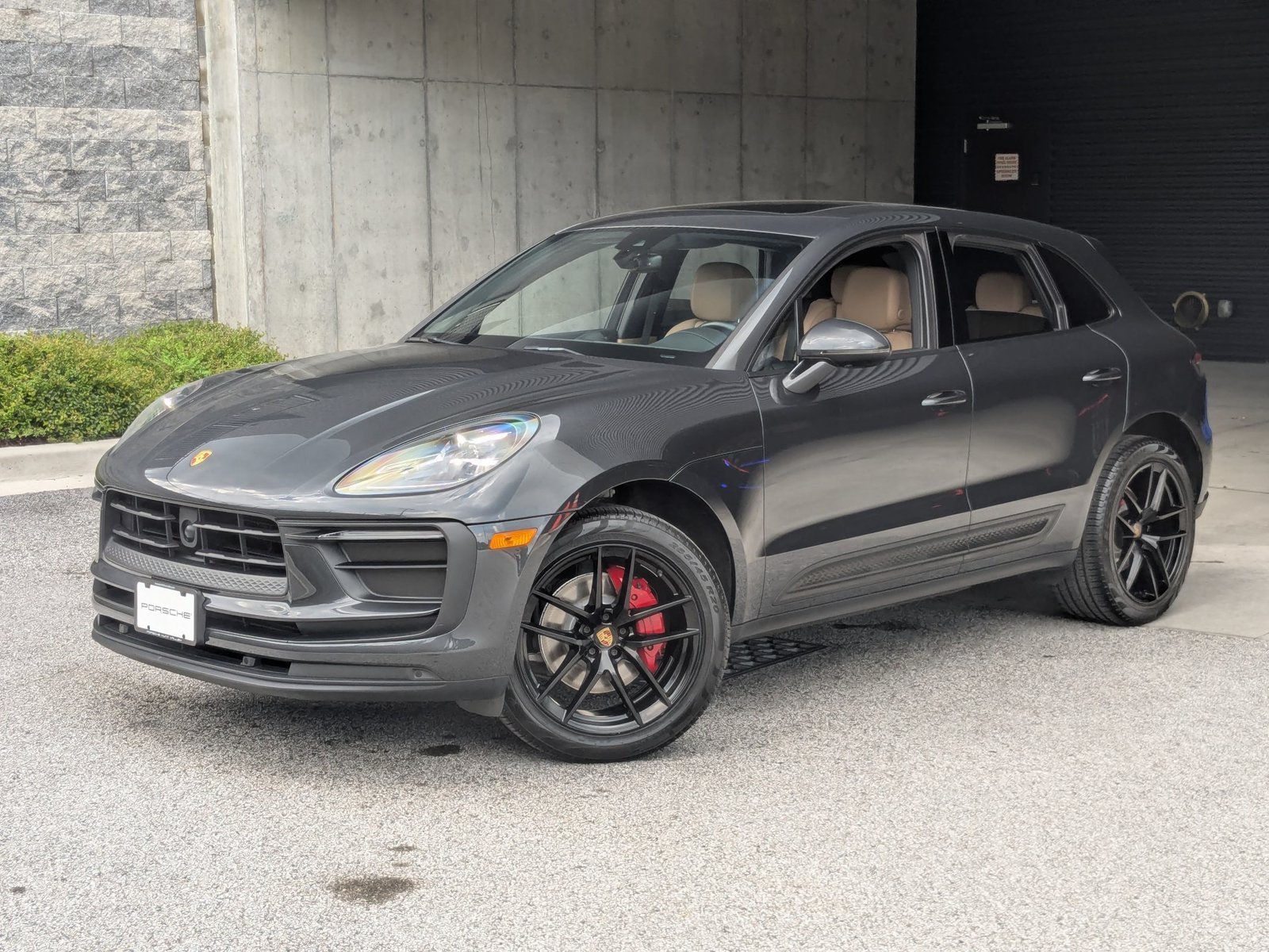 Used 2023 Volcano Grey Metallic Porsche  image 1