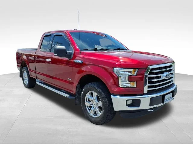 Used 2016 Red Ford XLT image 14